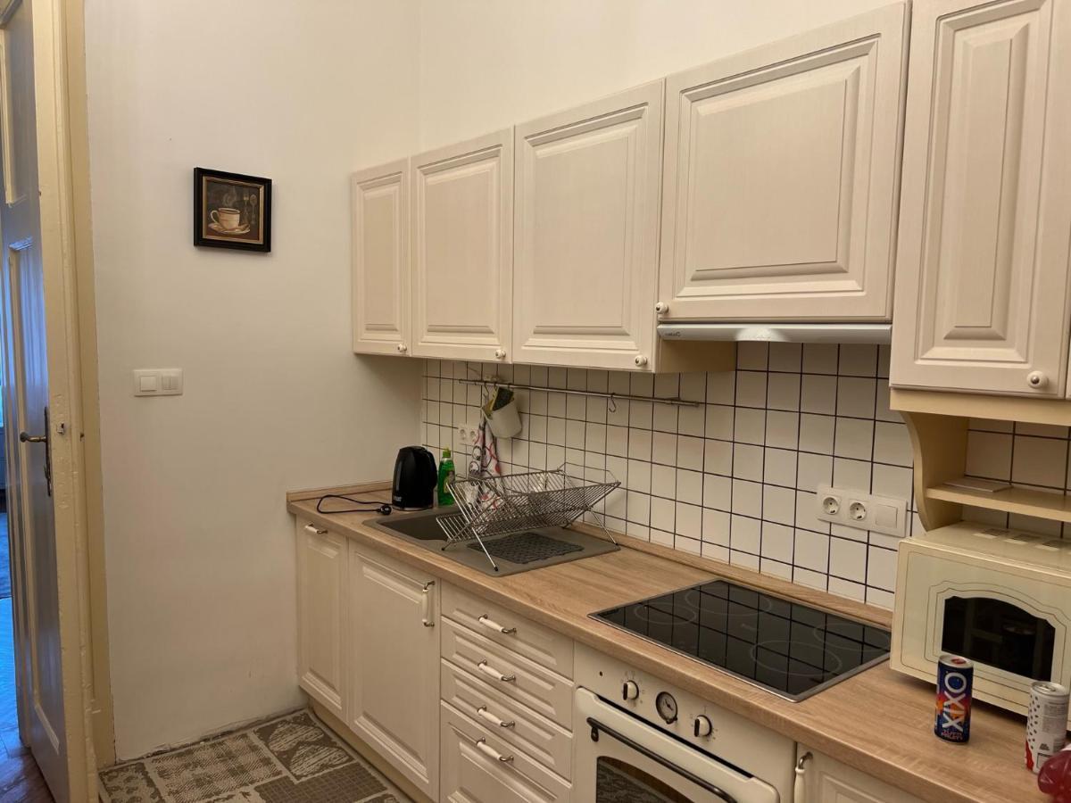 Sun City Apartment Szeged Ngoại thất bức ảnh