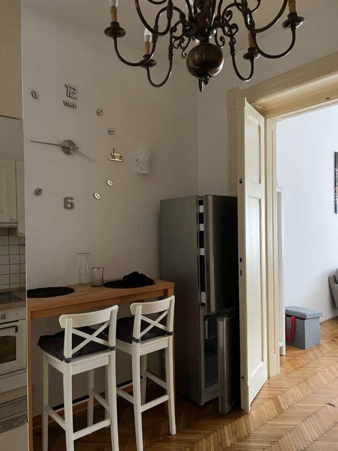 Sun City Apartment Szeged Ngoại thất bức ảnh